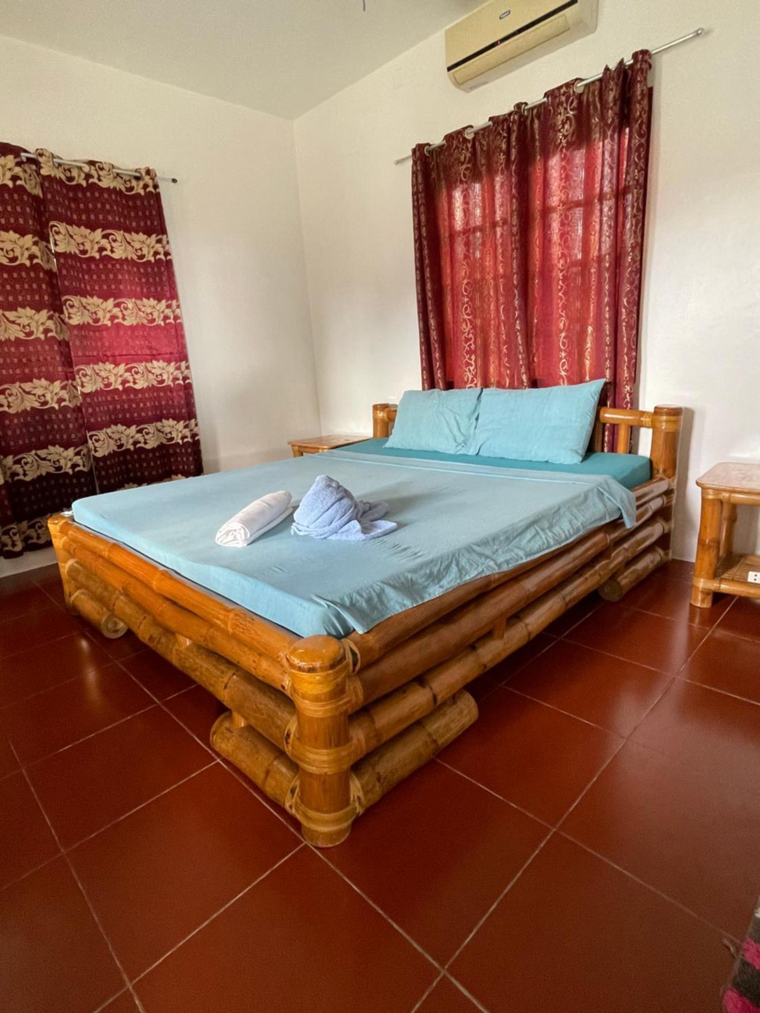Tauig Beach Resort Moalboal Dış mekan fotoğraf